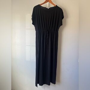 Green Envelope Black Maxi Dress